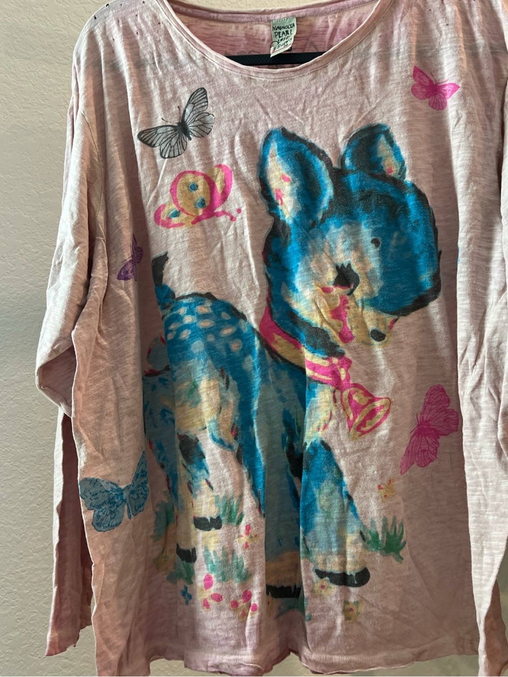 Magnolia Pearl Pink Long-Sleeve Graphic Deer Top - Picture 3 of 7